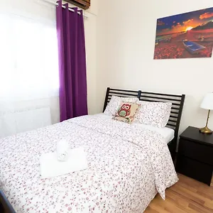 Laila's Cozy Garden House & 2* Larnaca